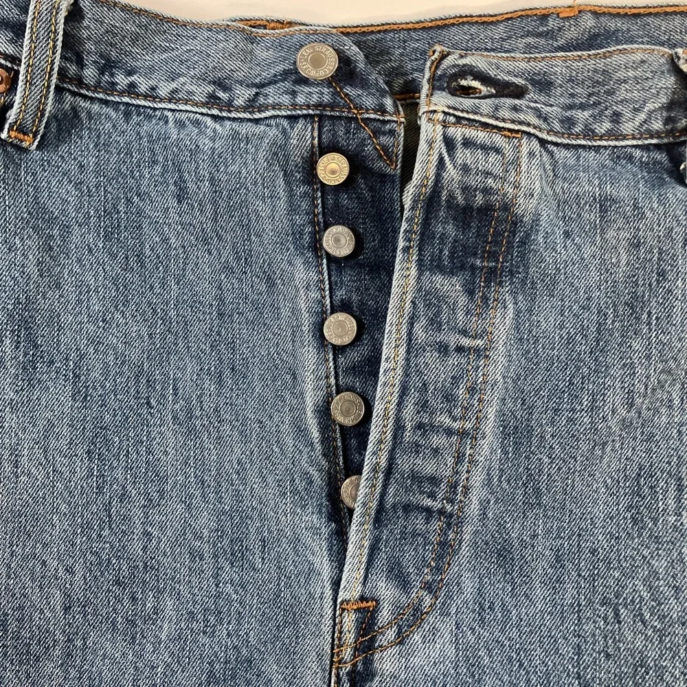 Levis 501 Original Jeans Mens 40x30 Medium Wash Button Fly Denim Cotton